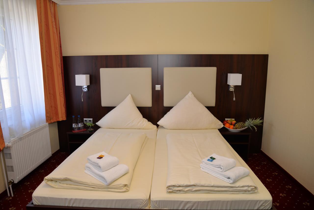 Hotel Neugrabener Hof Hambourg Extérieur photo