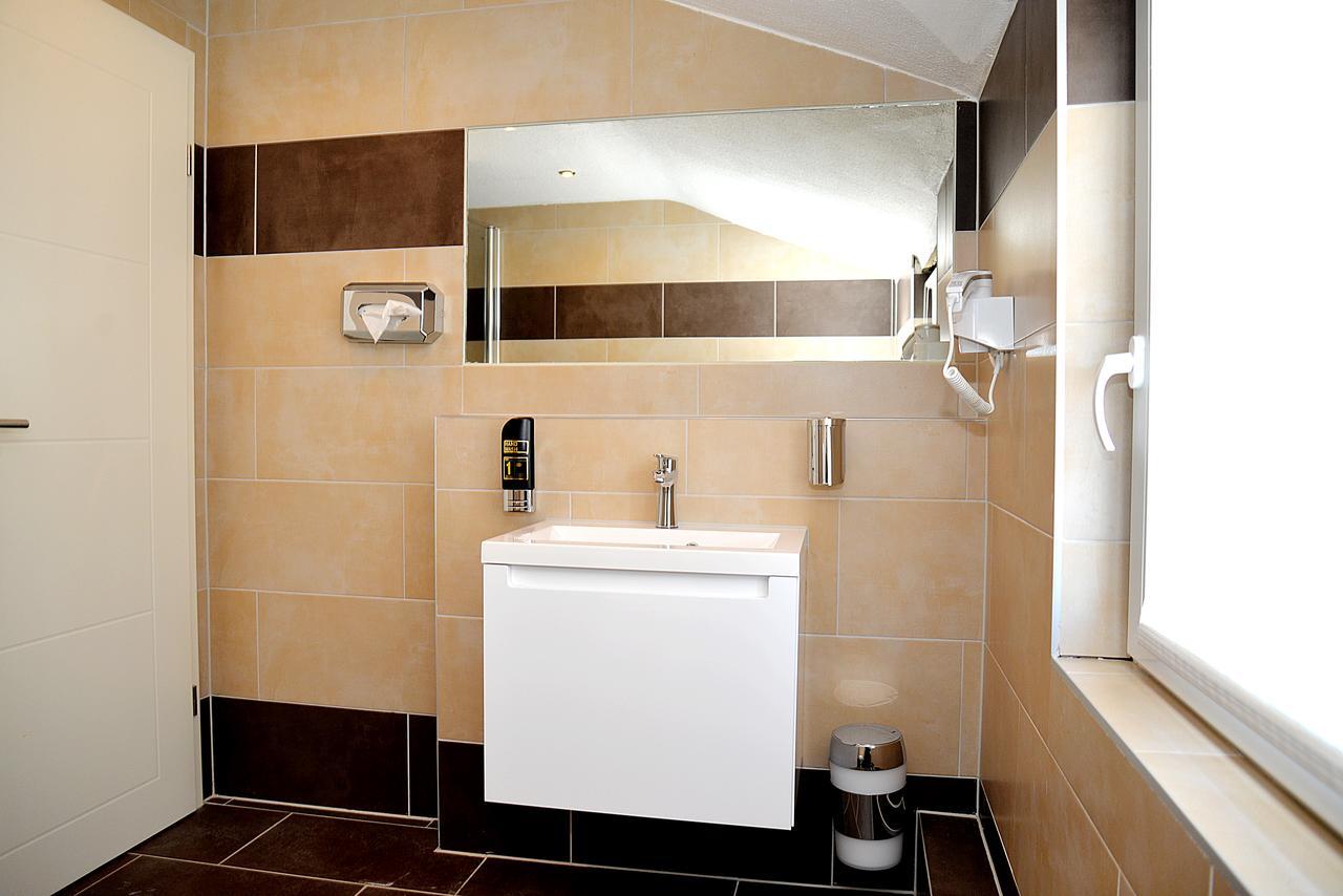 Hotel Neugrabener Hof Hambourg Extérieur photo