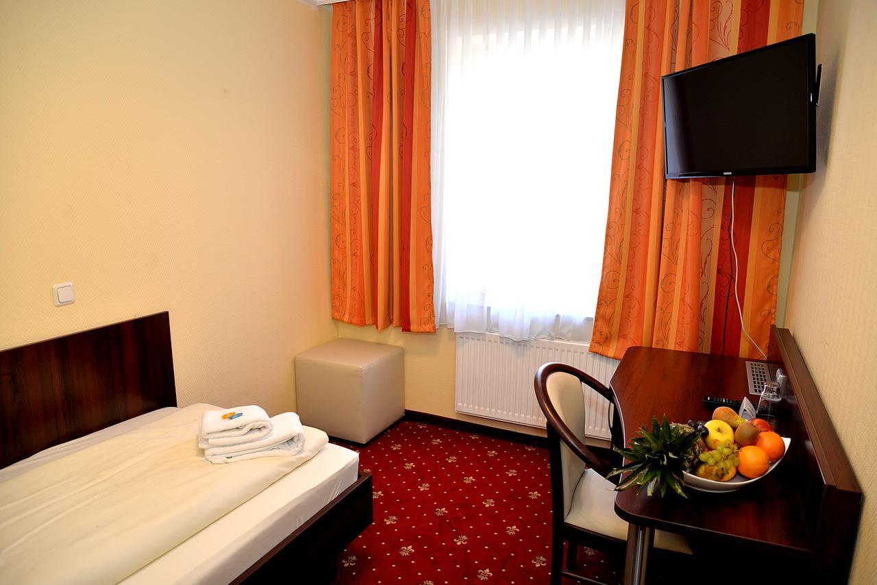 Hotel Neugrabener Hof Hambourg Extérieur photo