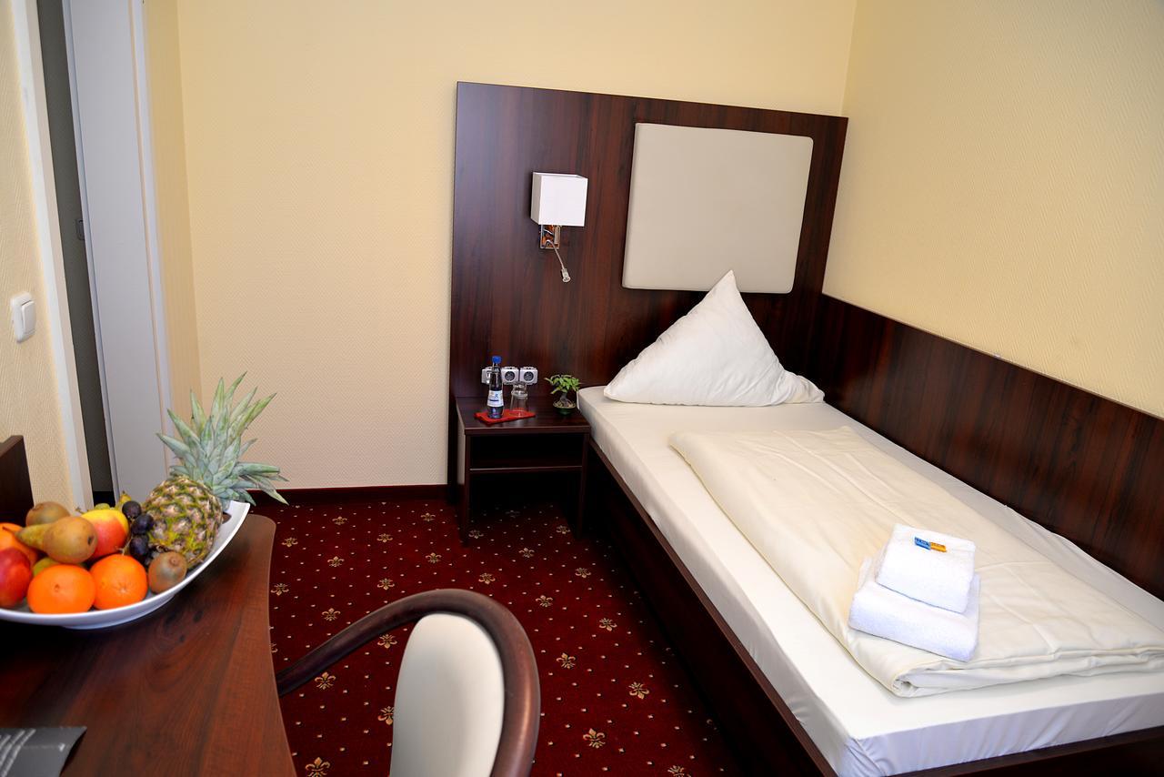 Hotel Neugrabener Hof Hambourg Extérieur photo